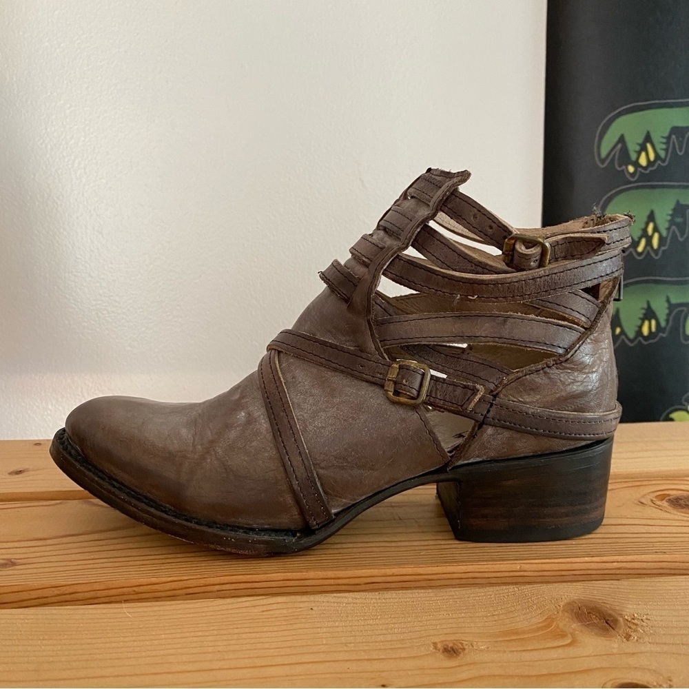 Firebird by Steven Gray Brown Leather Distressed Stair Ankle Boot 6 - Picture 4 of 16